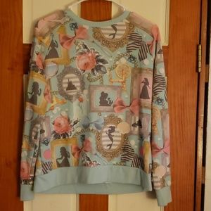 Disney sweatshirt size medium